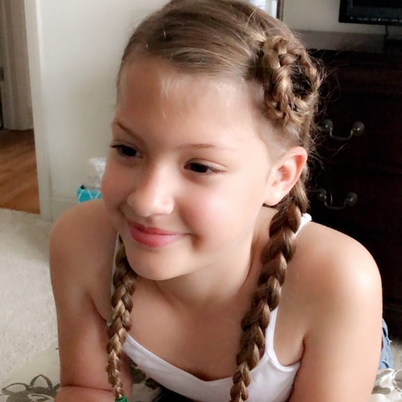 Meet your Posher, Brenna - Picture 9 of 13